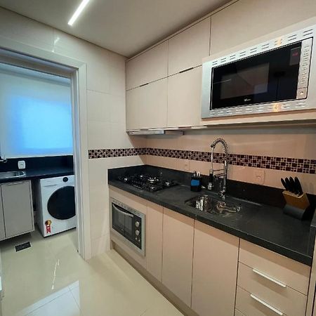 Apartamento Espetacular, 2 Suites, A 30M Da Rua Coberta グラマド エクステリア 写真