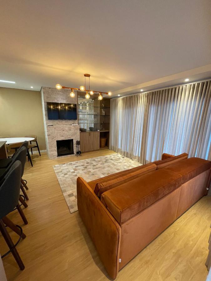 Apartamento Espetacular, 2 Suites, A 30M Da Rua Coberta グラマド エクステリア 写真