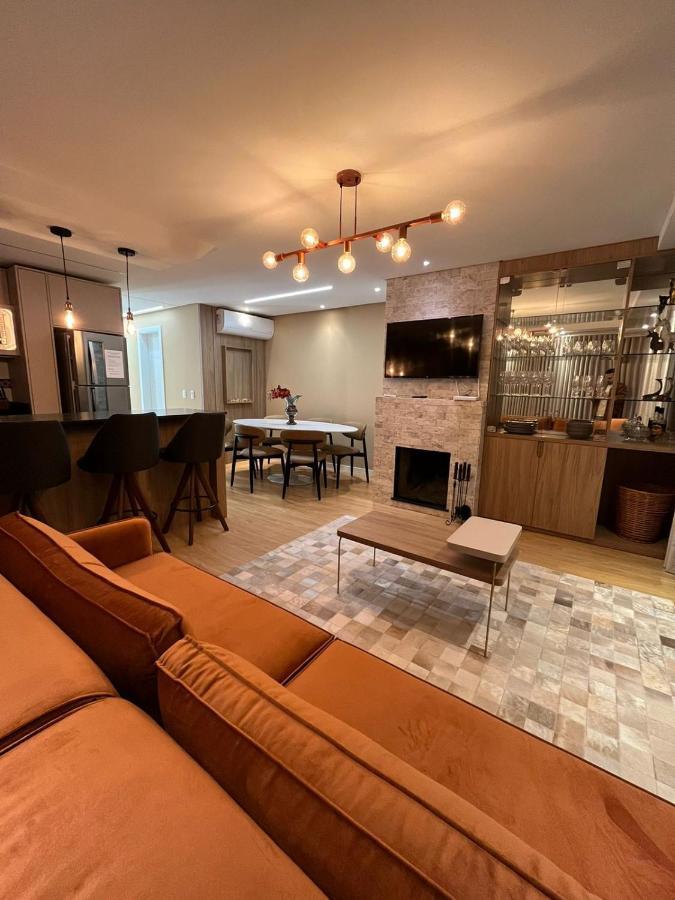 Apartamento Espetacular, 2 Suites, A 30M Da Rua Coberta グラマド エクステリア 写真