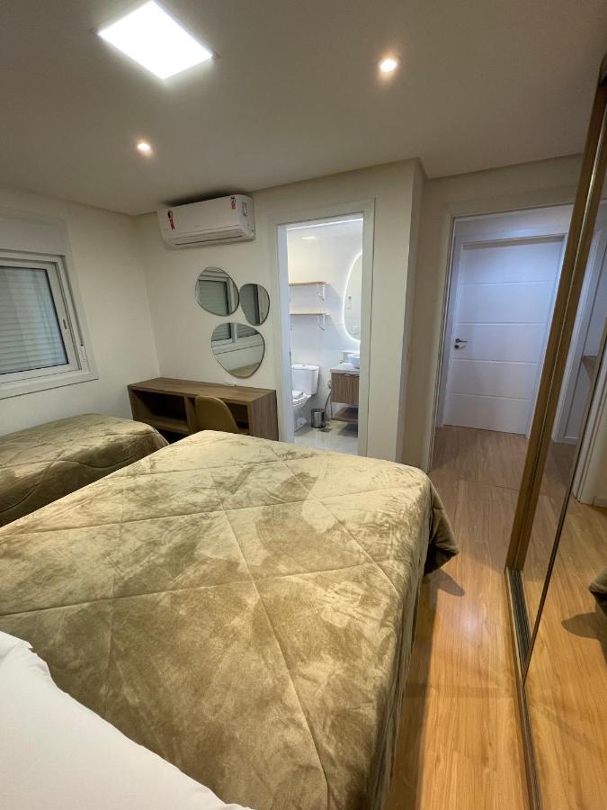 Apartamento Espetacular, 2 Suites, A 30M Da Rua Coberta グラマド エクステリア 写真