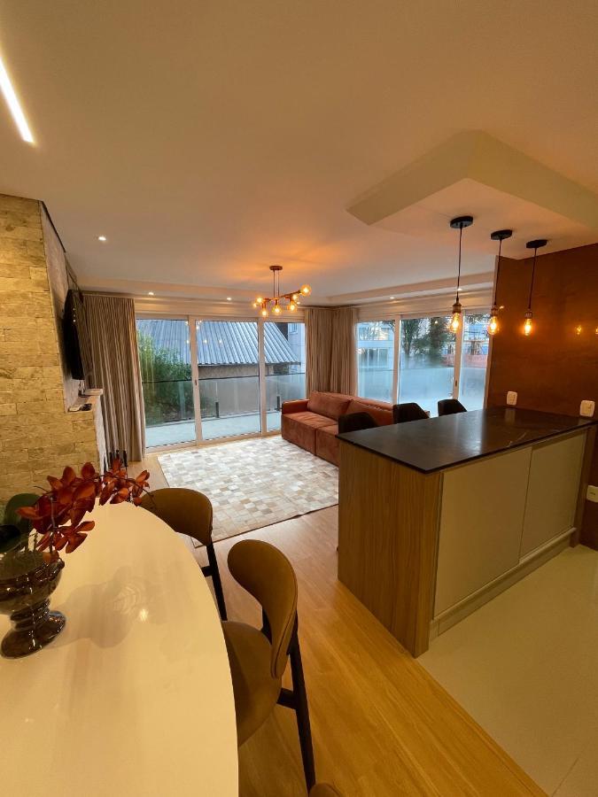 Apartamento Espetacular, 2 Suites, A 30M Da Rua Coberta グラマド エクステリア 写真