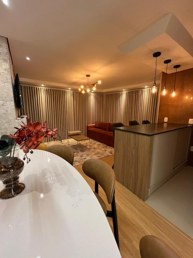 Apartamento Espetacular, 2 Suites, A 30M Da Rua Coberta グラマド エクステリア 写真