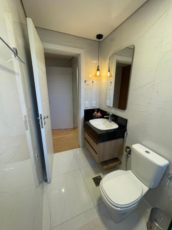 Apartamento Espetacular, 2 Suites, A 30M Da Rua Coberta グラマド エクステリア 写真